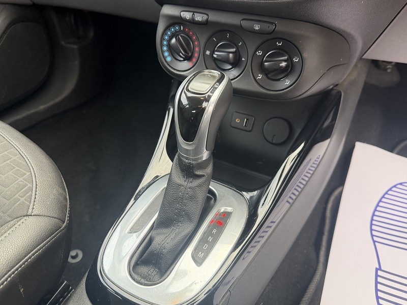 Vauxhall Corsa 1.4i SE Hatchback 5dr Petrol Auto Euro 6 (90 ps) Hatchback 1.4 Automatic Petrol - U2522