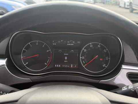Vauxhall Corsa 1.4i SE Hatchback 5dr Petrol Auto Euro 6 (90 ps) Hatchback 1.4 Automatic Petrol - U2522