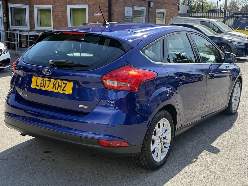 Ford Focus 1.0T EcoBoost Titanium Hatchback 5dr Petrol Auto Euro 6 (s/s) (125 ps) - U2523
