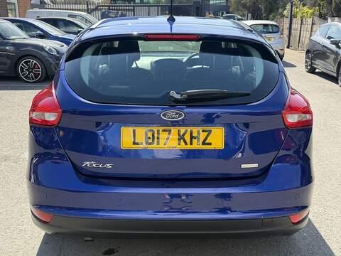 Ford Focus 1.0T EcoBoost Titanium Hatchback 5dr Petrol Auto Euro 6 (s/s) (125 ps) - U2523