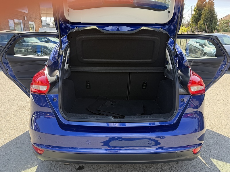 Ford Focus 1.0T EcoBoost Titanium Hatchback 5dr Petrol Auto Euro 6 (s/s) (125 ps) - U2523