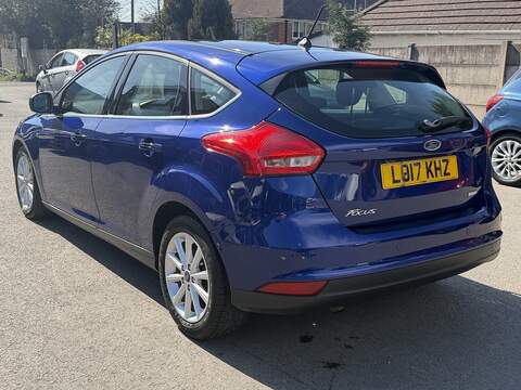 Ford Focus 1.0T EcoBoost Titanium Hatchback 5dr Petrol Auto Euro 6 (s/s) (125 ps) - U2523