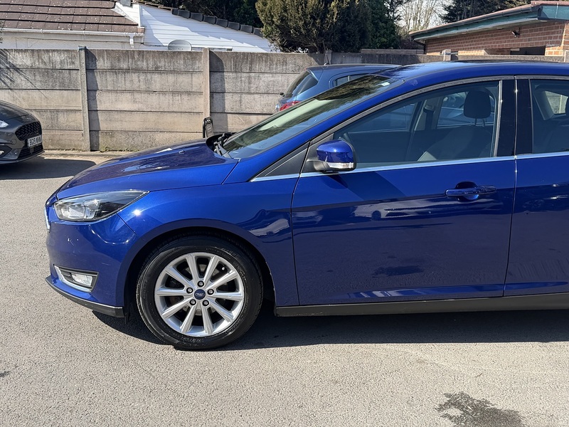 Ford Focus 1.0T EcoBoost Titanium Hatchback 5dr Petrol Auto Euro 6 (s/s) (125 ps) - U2523
