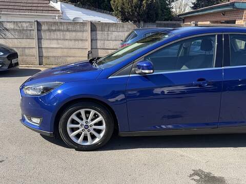 Ford Focus 1.0T EcoBoost Titanium Hatchback 5dr Petrol Auto Euro 6 (s/s) (125 ps) - U2523