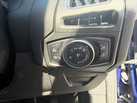 Ford Focus 1.0T EcoBoost Titanium Hatchback 5dr Petrol Auto Euro 6 (s/s) (125 ps) - U2523