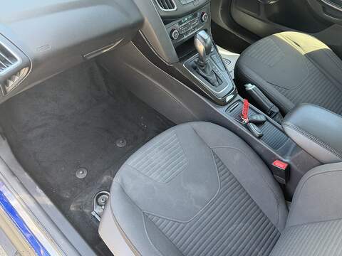 Ford Focus 1.0T EcoBoost Titanium Hatchback 5dr Petrol Auto Euro 6 (s/s) (125 ps) - U2523