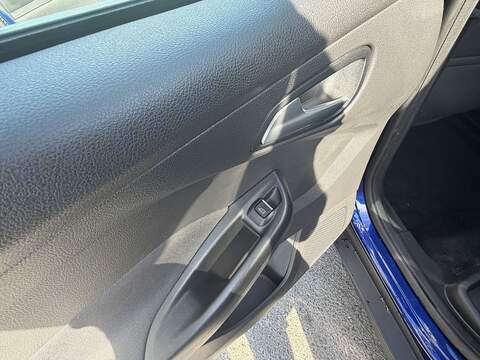 Ford Focus 1.0T EcoBoost Titanium Hatchback 5dr Petrol Auto Euro 6 (s/s) (125 ps) - U2523