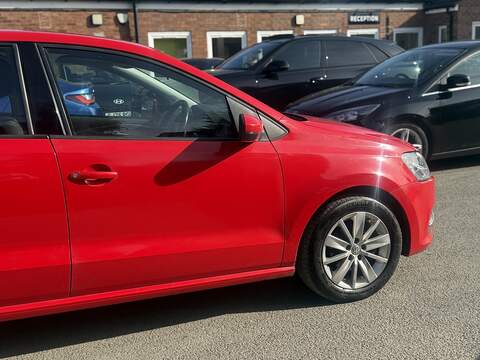 Volkswagen Polo 1.2 TSI BlueMotion Tech SE Hatchback 5dr Petrol Manual Euro 6 (s/s) (90 ps) - U2524