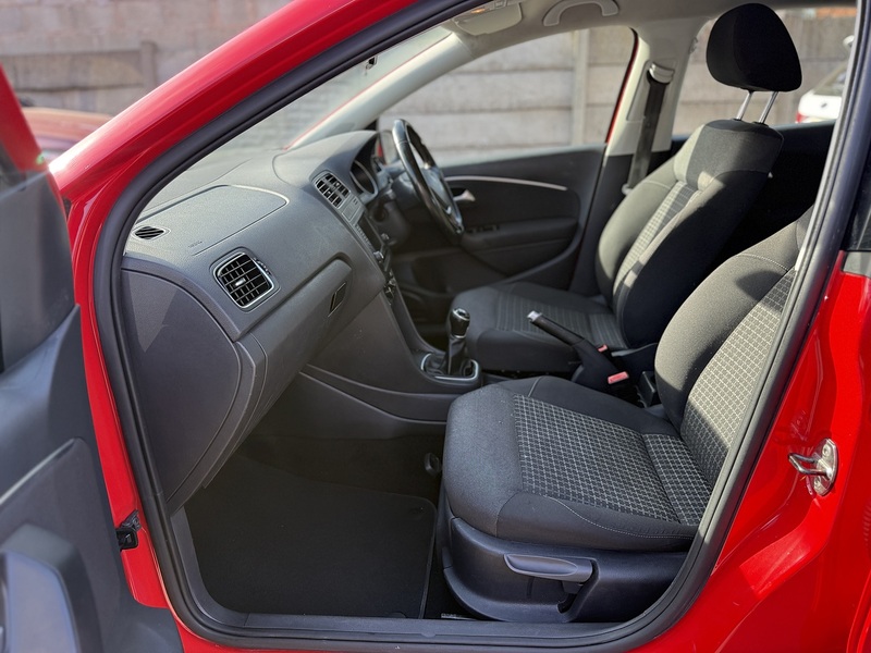 Volkswagen Polo 1.2 TSI BlueMotion Tech SE Hatchback 5dr Petrol Manual Euro 6 (s/s) (90 ps) - U2524