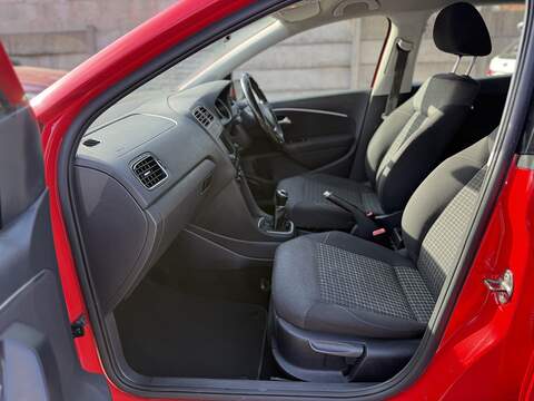 Volkswagen Polo 1.2 TSI BlueMotion Tech SE Hatchback 5dr Petrol Manual Euro 6 (s/s) (90 ps) - U2524