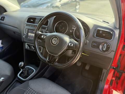 Volkswagen Polo 1.2 TSI BlueMotion Tech SE Hatchback 5dr Petrol Manual Euro 6 (s/s) (90 ps) - U2524