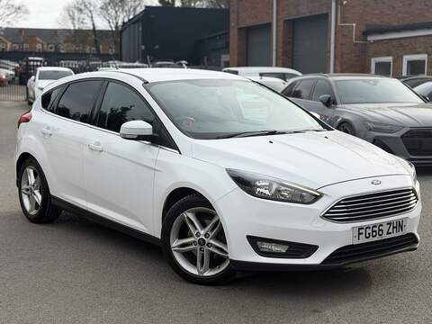 Ford Focus 1.5 Cooper Classic Hatchback 5dr Petrol Manual Euro 6 (s/s) (136 ps)