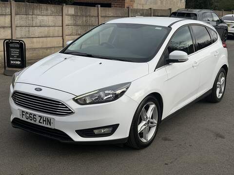 Ford Focus 1.0T EcoBoost Zetec Hatchback 5dr Petrol Auto Euro 6 (s/s) (125 ps) - U2526