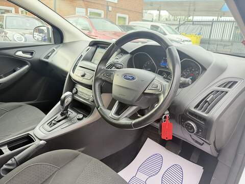 Ford Focus 1.0T EcoBoost Zetec Hatchback 5dr Petrol Auto Euro 6 (s/s) (125 ps) - U2526