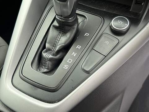 Ford Focus 1.0T EcoBoost Zetec Hatchback 5dr Petrol Auto Euro 6 (s/s) (125 ps) - U2526