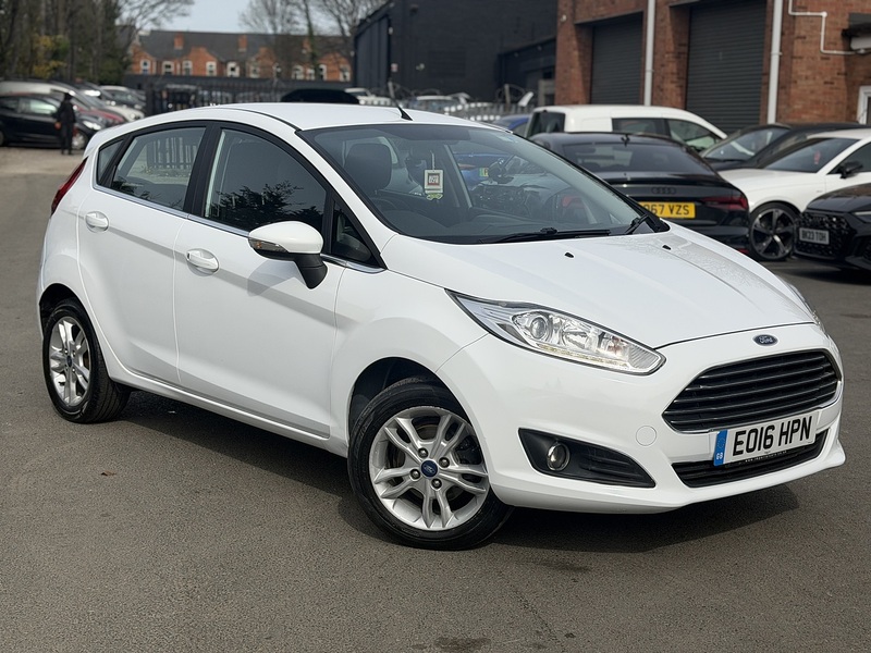 Ford Fiesta 1.0T EcoBoost Zetec Hatchback 5dr Petrol Manual Euro 6 (s/s) (100 ps) - U2527