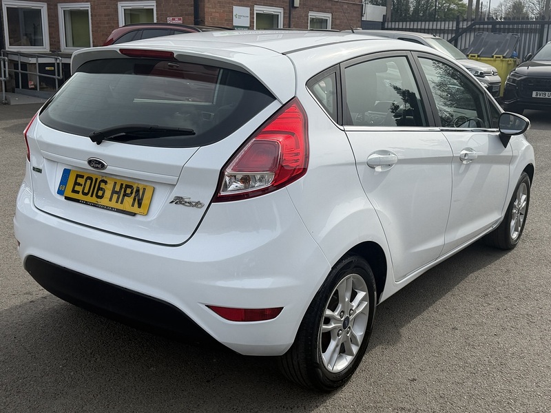 Ford Fiesta 1.0T EcoBoost Zetec Hatchback 5dr Petrol Manual Euro 6 (s/s) (100 ps) - U2527