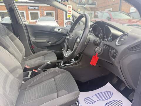 Ford Fiesta 1.0T EcoBoost Zetec Hatchback 5dr Petrol Manual Euro 6 (s/s) (100 ps) - U2527