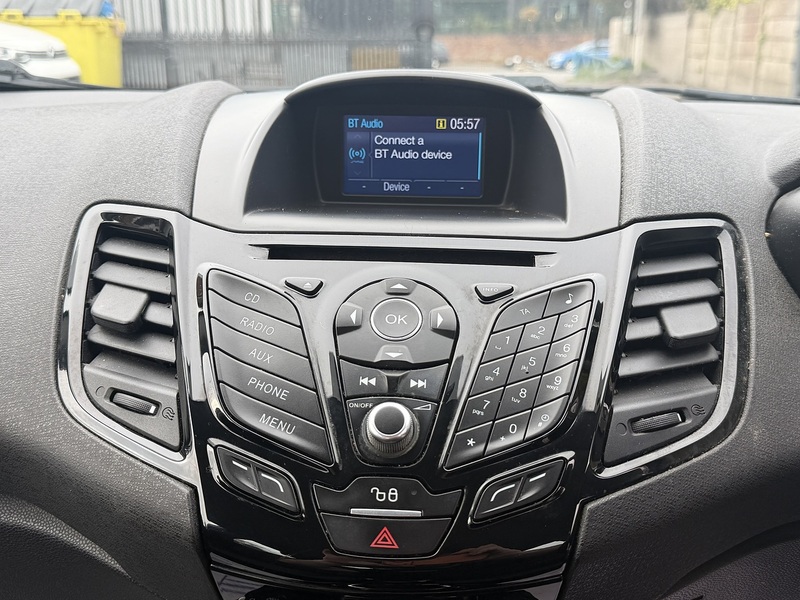 Ford Fiesta 1.0T EcoBoost Zetec Hatchback 5dr Petrol Manual Euro 6 (s/s) (100 ps) - U2527