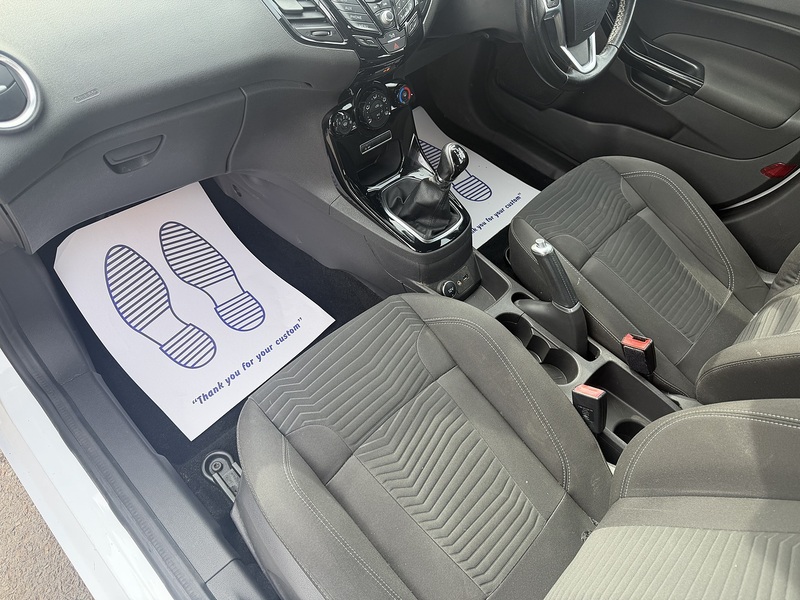 Ford Fiesta 1.0T EcoBoost Zetec Hatchback 5dr Petrol Manual Euro 6 (s/s) (100 ps) - U2527