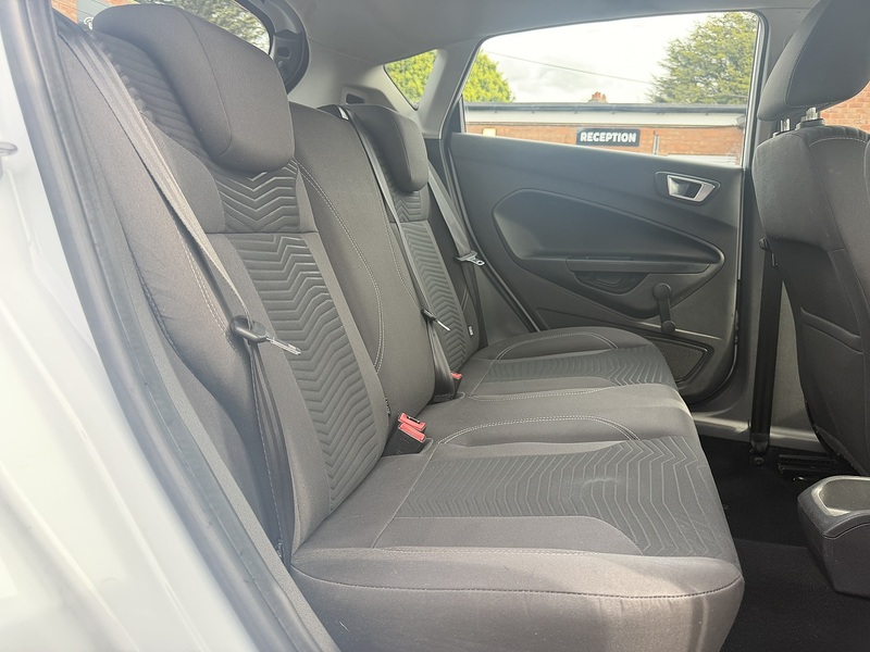 Ford Fiesta 1.0T EcoBoost Zetec Hatchback 5dr Petrol Manual Euro 6 (s/s) (100 ps) - U2527