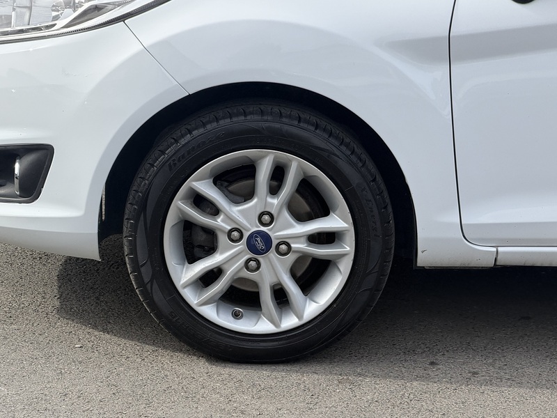 Ford Fiesta 1.0T EcoBoost Zetec Hatchback 5dr Petrol Manual Euro 6 (s/s) (100 ps) - U2527