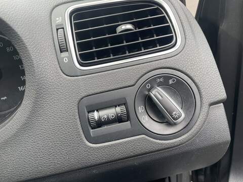 Volkswagen Polo 1.2 Match Edition Hatchback 5dr Petrol Manual Euro 5 (60 ps) - U2529
