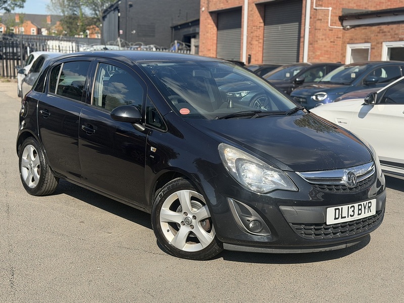 Black 2013 Vauxhall Corsa 1.4 SXi (a/c) 5d Hatchback Front-wheel drive Manual