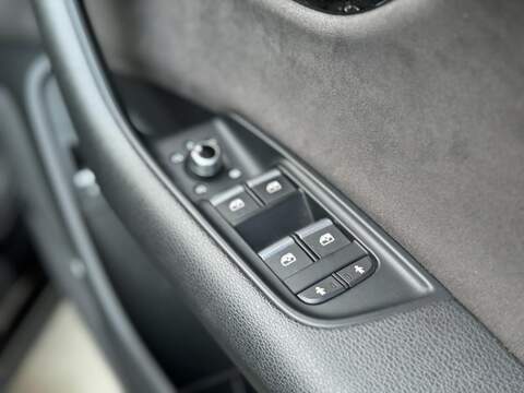 AUDI Q7 Q7 4.0 SQ7 TDI QUATTRO 5d 429 BHP - U481