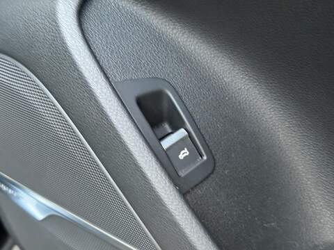 AUDI Q7 Q7 4.0 SQ7 TDI QUATTRO 5d 429 BHP - U481