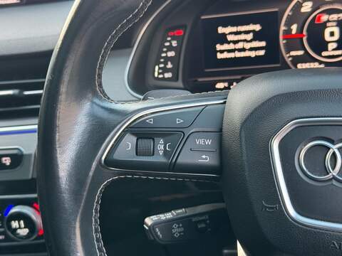 AUDI Q7 Q7 4.0 SQ7 TDI QUATTRO 5d 429 BHP - U481