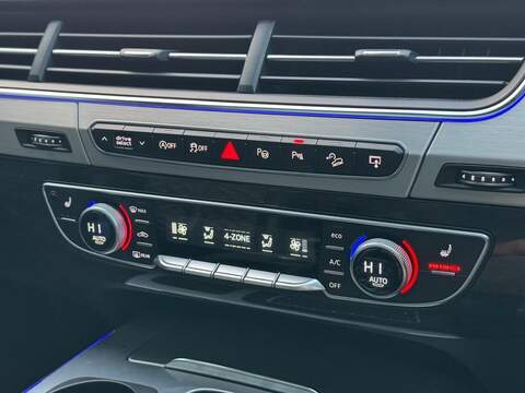 AUDI Q7 Q7 4.0 SQ7 TDI QUATTRO 5d 429 BHP - U481