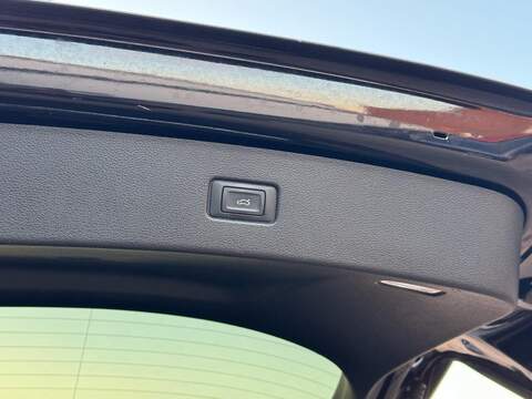 AUDI Q7 Q7 4.0 SQ7 TDI QUATTRO 5d 429 BHP - U481