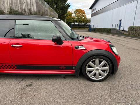 MINI CLUBMAN CLUBMAN 1.6 COOPER S 5d 172 BHP - U6
