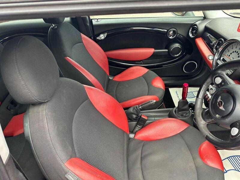 MINI CLUBMAN CLUBMAN 1.6 COOPER S 5d 172 BHP - U6