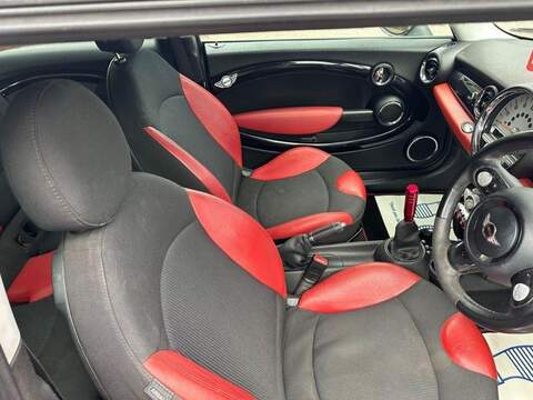 MINI CLUBMAN CLUBMAN 1.6 COOPER S 5d 172 BHP - U6