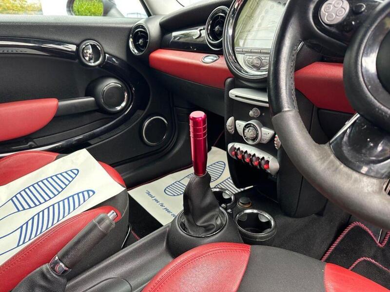 MINI CLUBMAN CLUBMAN 1.6 COOPER S 5d 172 BHP - U6