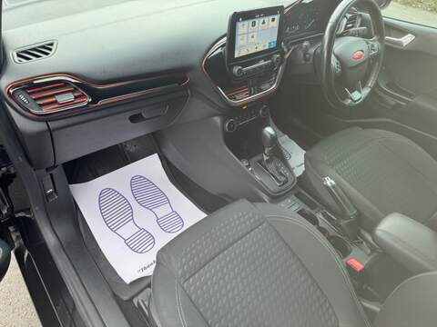 FORD FIESTA FIESTA 1.0T EcoBoost Titanium Hatchback 5dr Petrol Auto Euro 6 (s/s) (100 ps) FULL SERVICE HISTORY - - U638