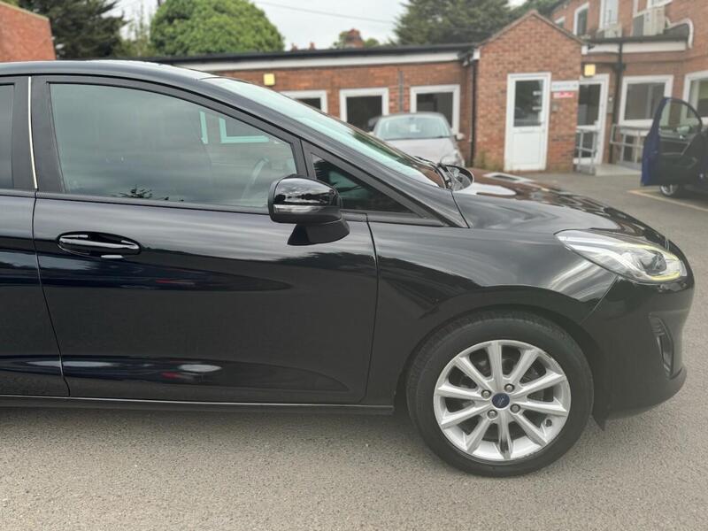 FORD FIESTA FIESTA 1.0T EcoBoost Titanium Hatchback 5dr Petrol Auto Euro 6 (s/s) (100 ps) FULL SERVICE HISTORY - - U638