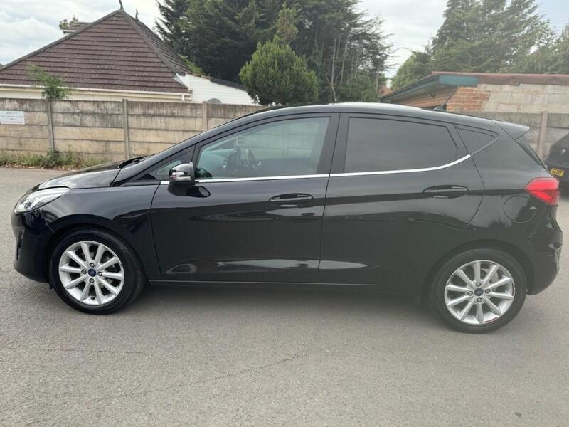 FORD FIESTA FIESTA 1.0T EcoBoost Titanium Hatchback 5dr Petrol Auto Euro 6 (s/s) (100 ps) FULL SERVICE HISTORY - - U638