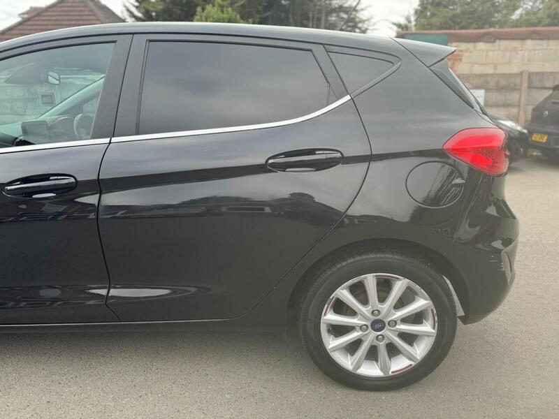 FORD FIESTA FIESTA 1.0T EcoBoost Titanium Hatchback 5dr Petrol Auto Euro 6 (s/s) (100 ps) FULL SERVICE HISTORY - - U638