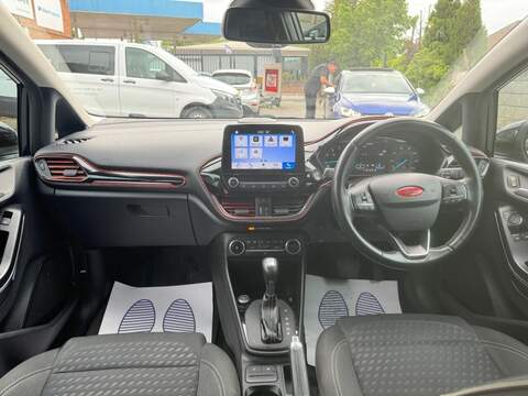 FORD FIESTA FIESTA 1.0T EcoBoost Titanium Hatchback 5dr Petrol Auto Euro 6 (s/s) (100 ps) FULL SERVICE HISTORY - - U638