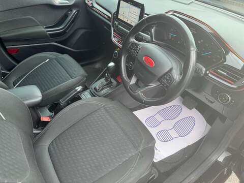FORD FIESTA FIESTA 1.0T EcoBoost Titanium Hatchback 5dr Petrol Auto Euro 6 (s/s) (100 ps) FULL SERVICE HISTORY - - U638