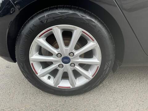 FORD FIESTA FIESTA 1.0T EcoBoost Titanium Hatchback 5dr Petrol Auto Euro 6 (s/s) (100 ps) FULL SERVICE HISTORY - - U638