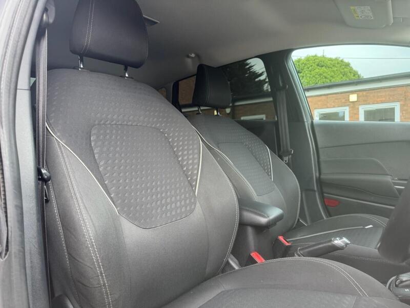FORD FIESTA FIESTA 1.0T EcoBoost Titanium Hatchback 5dr Petrol Auto Euro 6 (s/s) (100 ps) FULL SERVICE HISTORY - - U638