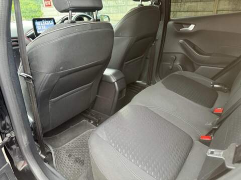 FORD FIESTA FIESTA 1.0T EcoBoost Titanium Hatchback 5dr Petrol Auto Euro 6 (s/s) (100 ps) FULL SERVICE HISTORY - - U638