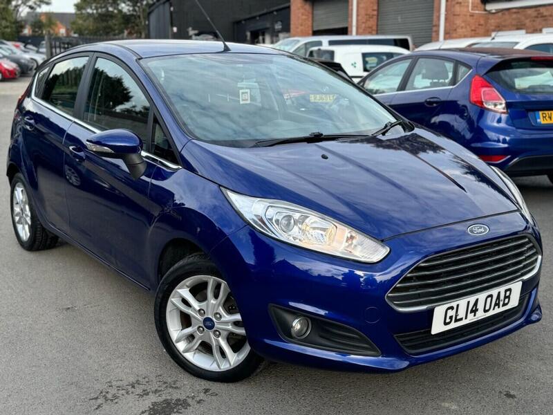 FORD FIESTA FIESTA 1.0T EcoBoost Zetec Hatchback 5dr Petrol Powershift Euro 5 (100 ps) FULL SERVICE HISTORY - 12 - U810
