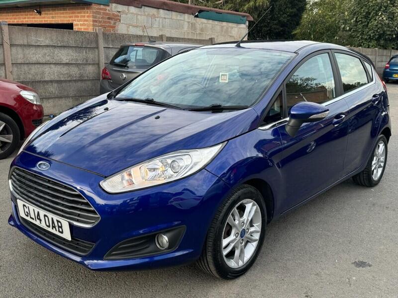 FORD FIESTA FIESTA 1.0T EcoBoost Zetec Hatchback 5dr Petrol Powershift Euro 5 (100 ps) FULL SERVICE HISTORY - 12 - U810