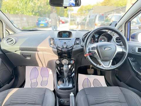 FORD FIESTA FIESTA 1.0T EcoBoost Zetec Hatchback 5dr Petrol Powershift Euro 5 (100 ps) FULL SERVICE HISTORY - 12 - U810