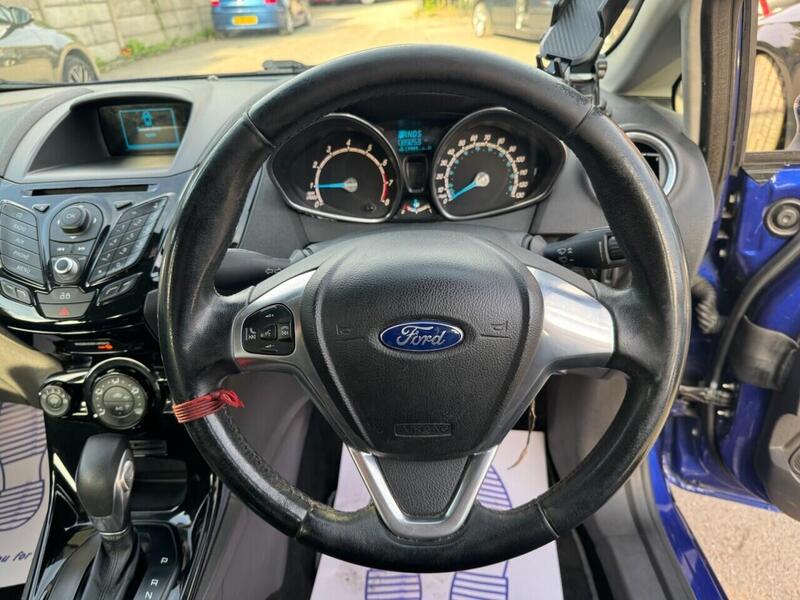 FORD FIESTA FIESTA 1.0T EcoBoost Zetec Hatchback 5dr Petrol Powershift Euro 5 (100 ps) FULL SERVICE HISTORY - 12 - U810